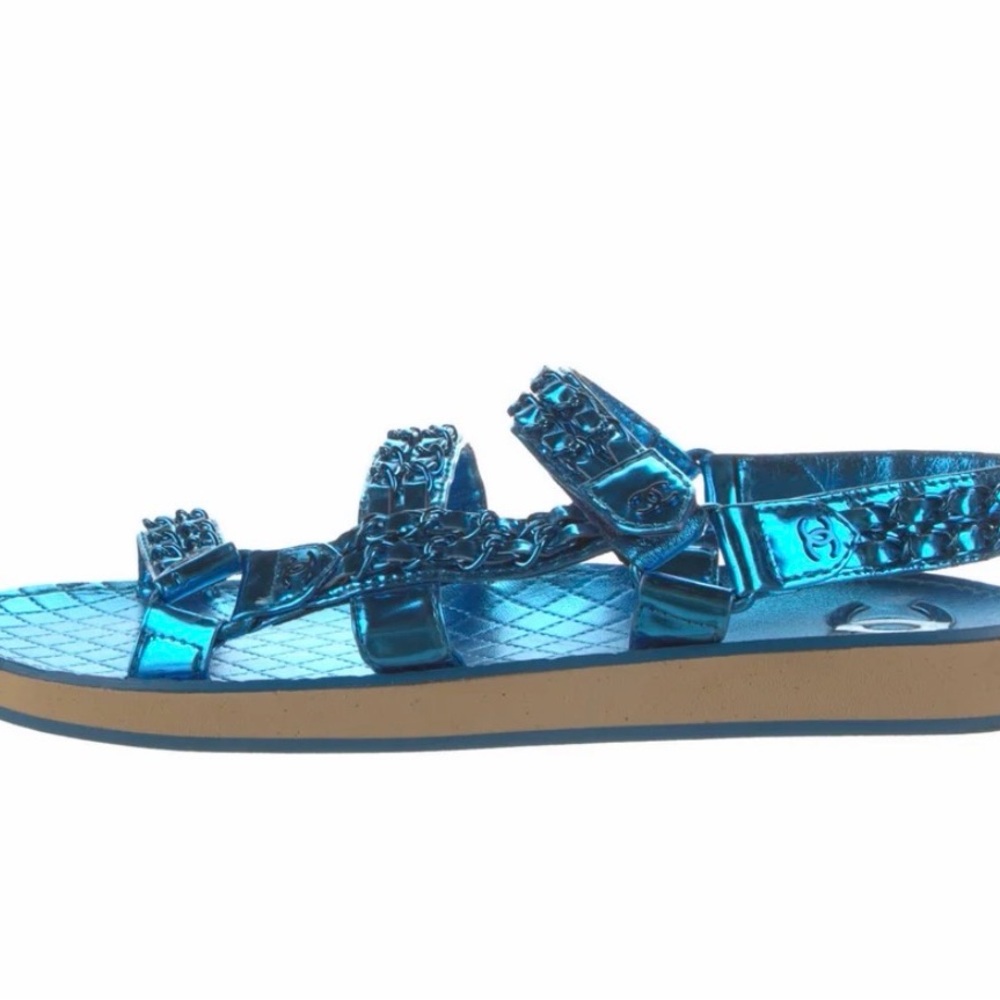 CHANEL Metallic Teal Blue Quilted Jelly Sandals with Chain Trim - Picture 3 of 4